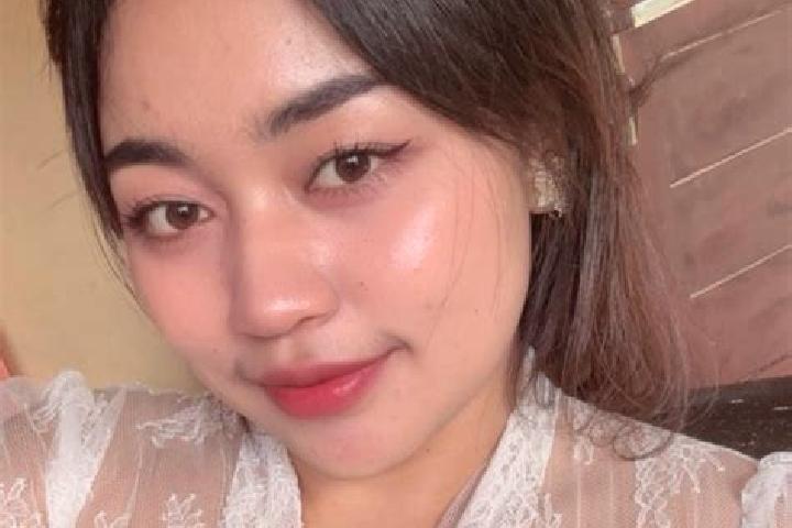 Layla, 28 — Escort in Bongancina Kaja, Indonesia