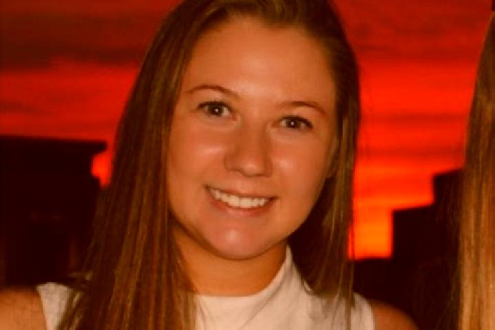 Layla, 28 — Escort in Lemont, United States