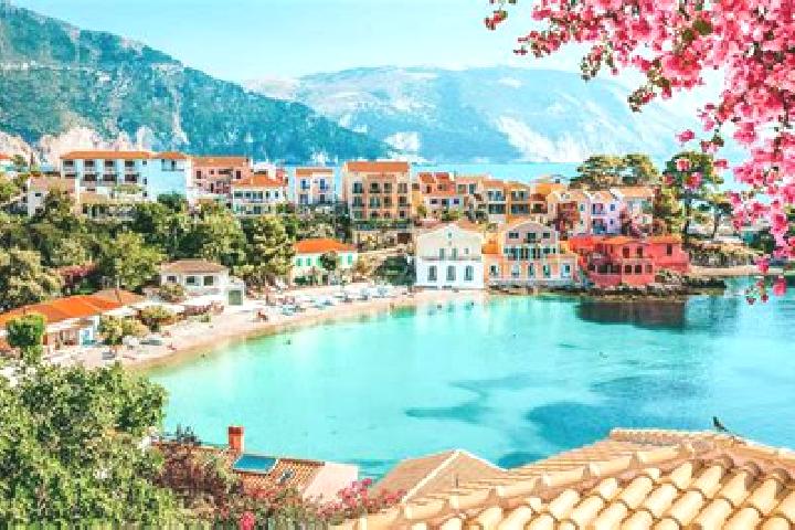 Layla, 28 — Escort in Manolada, Greece