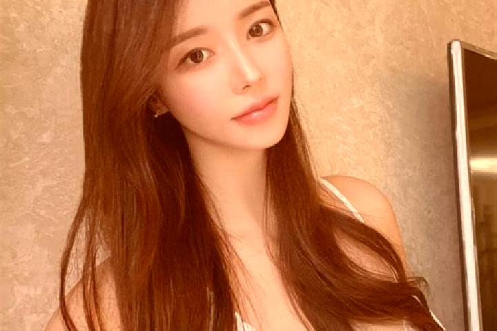 Layla, 28 — Escort in Shuangluan, China