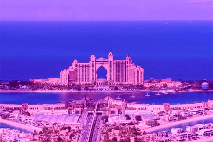 Layla, 28 — Escort in The Palm Jumeirah, United Arab Emirates