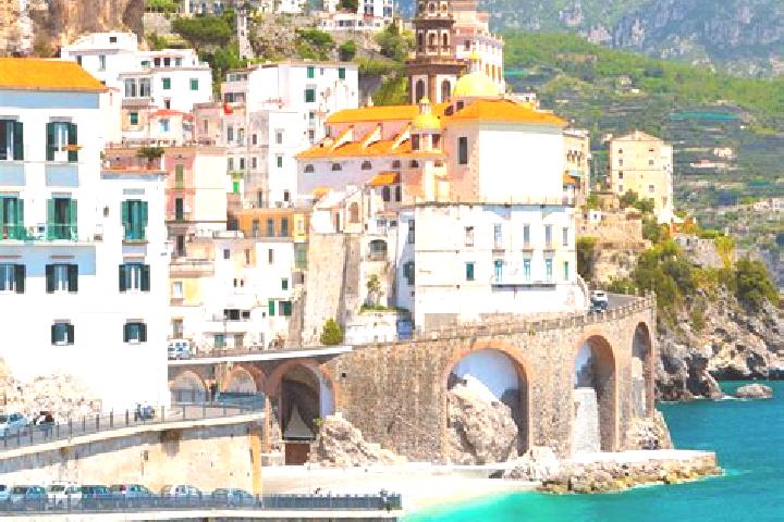 Layla, 29 — Escort in Jacurso, Italy