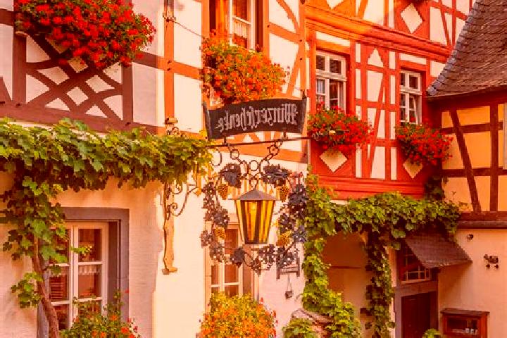 Layla, 29 — Escort in Oberschonegg, Germany