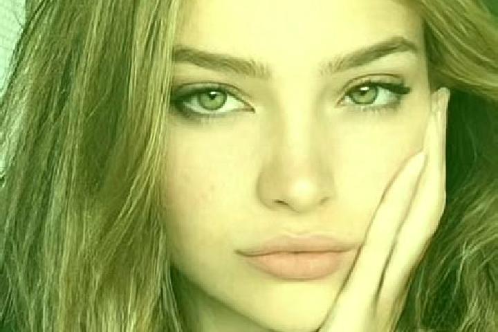 Layla, 30, a blonde brown-eyed asian companion based in Cochabamba. Offering Massage, Roleplay, Duos. Available for incall and outcall, overnight bookings av...
