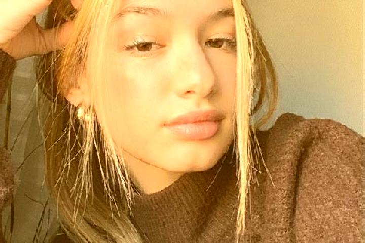 Layla, 30, a blonde brown-eyed ebony companion based in Barbacha. Offering OWO, Overnight, Fetish. Available for incall and outcall, overnight bookings avail...