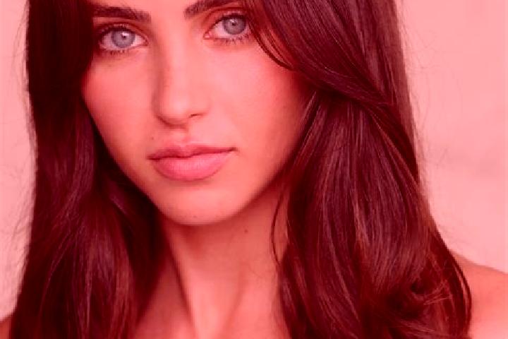 Layla, 30, a brunette blue-eyed mediterranean companion based in Upwey. Offering Fetish, Striptease, Dinner Date, CIM, A-Level. Available for incall and outc...
