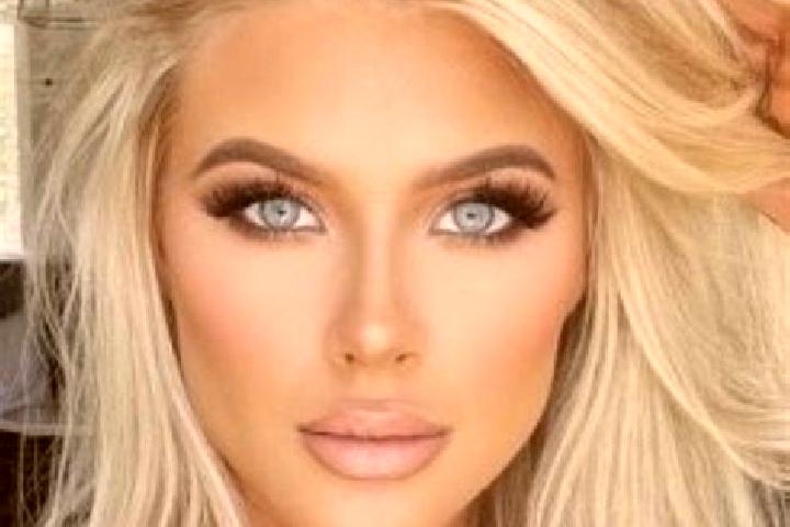 Layla, 30, a platinum blonde hazel-eyed mixed companion based in Bonneval. Offering Duos, Massage. Available for incall and outcall, overnight bookings avail...