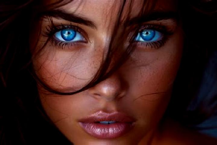 Layla, 30, a red blue-eyed middle eastern companion based in Mlazovice. Offering Deep French Kissing, Party Girl, Striptease. Available for incall and outcal...