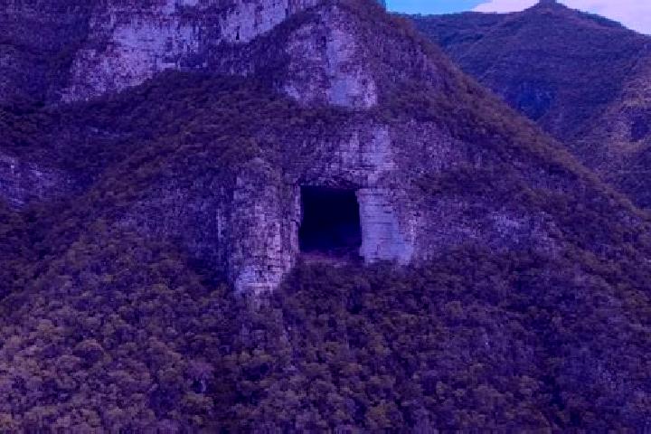 Layla, 30 — Escort in Cerro del Murcielago, Mexico