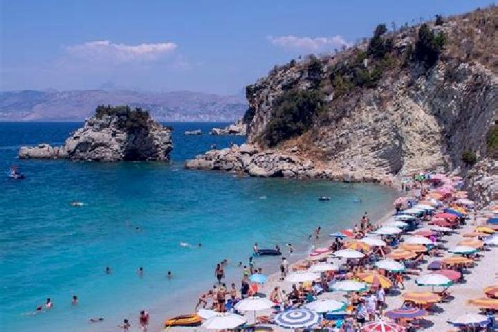 Layla, 30 — Escort in Katundi i Ri, Albania