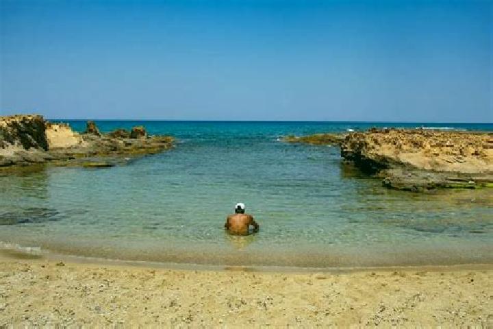 Layla, 30 — Escort in Potamos, Greece