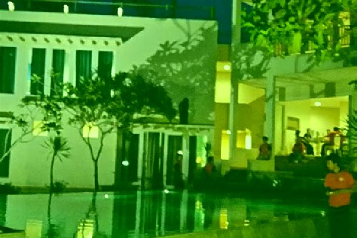 Layla, 30 — Escort in Tanjungjaya, Indonesia