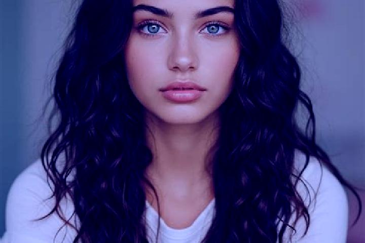 Layla, 31, a brunette green-eyed mediterranean companion based in Dunolly. Offering Dinner Date, Party Girl. Available for incall and outcall, day and evenin...