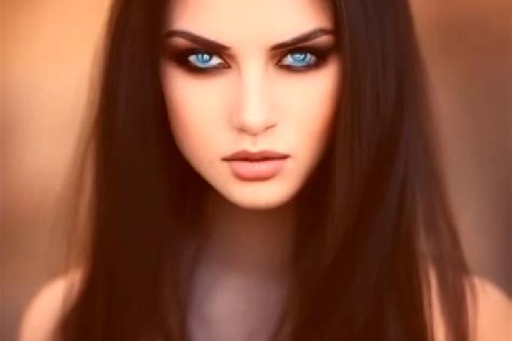 Layla, 31, a red dark-eyed caucasian companion based in Ananbin. Offering 69, Duos. Available for incall and outcall, day and evening dates.