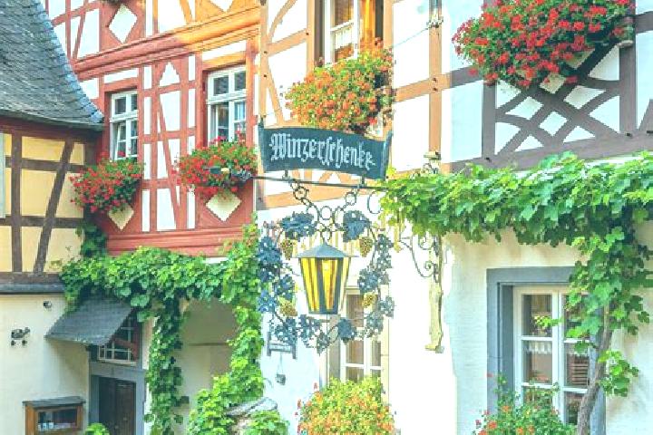 Layla, 31 — Escort in Golenkamp, Germany