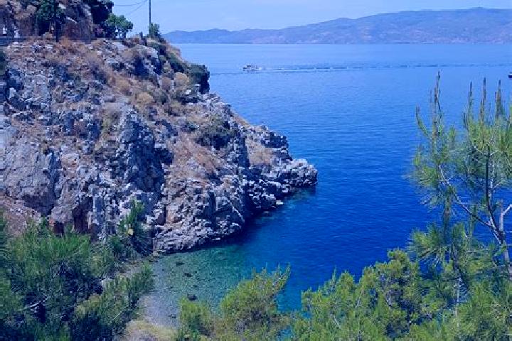 Layla, 31 — Escort in Krouson, Greece