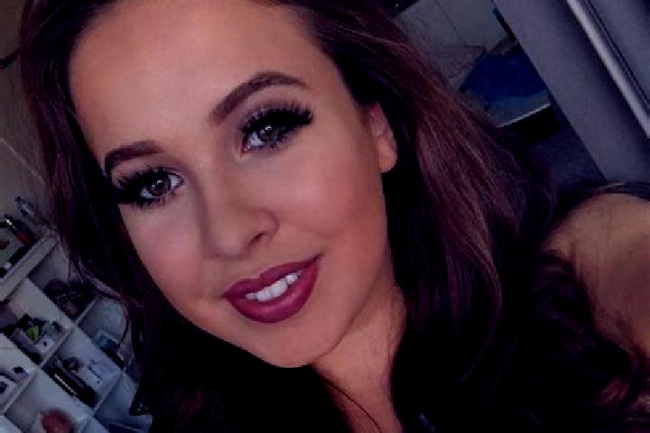Layla, 32, a brunette grey-eyed caucasian companion based in Levittown. Offering Couples, Erotic Massage, Party Girl. Available for incall and outcall, day a...