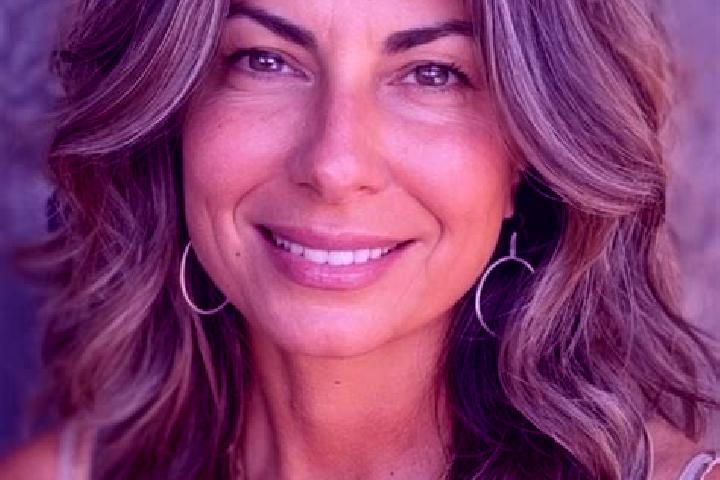 Layla, 32, a brunette grey-eyed middle eastern companion based in Ochota. Offering OWO, A-Level, Domination, CIM. Available for incall and outcall, overnight...