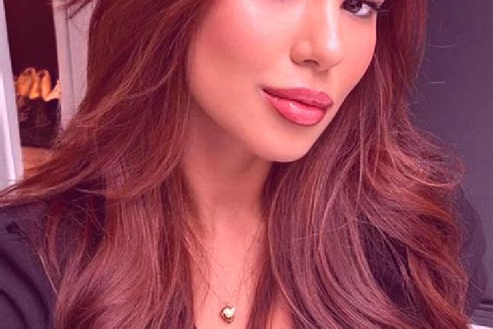 Layla, 32, a chestnut brown-eyed latina companion based in Engadine. Offering Striptease, Massage, 69, Prostate Massage, Couples. Available for incall and ou...