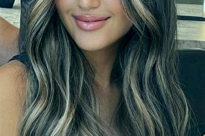 Layla, 32, a dark blonde brown-eyed caucasian companion based in Otterndorf. Offering Party Girl, Striptease, Travel Companion, Deep French Kissing. Availabl...