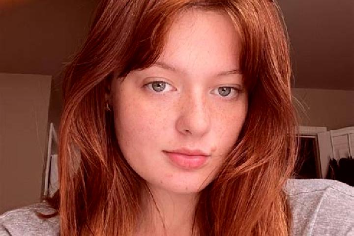 Layla, 32, a red hazel-eyed mediterranean companion based in Blumberg. Offering Erotic Massage, Deep French Kissing, Prostate Massage. Available for incall a...