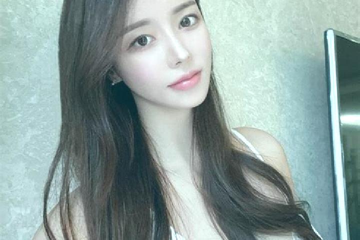 Layla, 32 — Escort in Fozishan, China