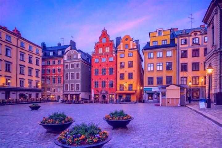 Layla, 32 — Escort in Gamla Stan, Sweden