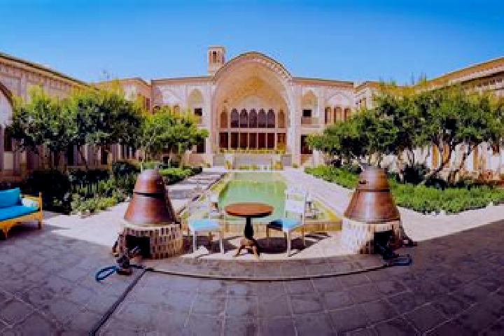 Layla, 32 — Escort in Gav Khaneh, Iran