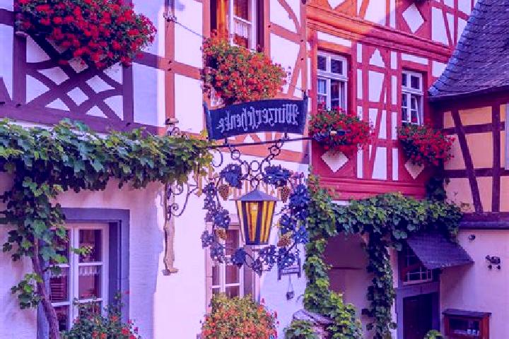 Layla, 32 — Escort in Monchsdeggingen, Germany