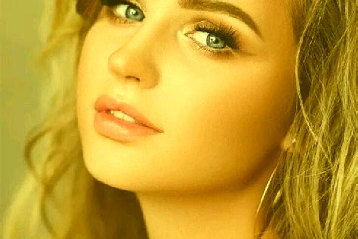 Layla, 33, a dark blonde blue-eyed caribbean companion based in Marcianise. Offering Party Girl, Striptease, Girlfriend Experience, CIM, Domination. Availabl...