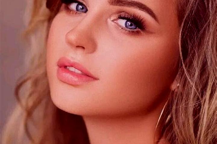 Layla, 33, a dark blonde blue-eyed slavic companion based in Chapadinha. Offering Travel Companion, CIM. Available for incall and outcall, day and evening da...