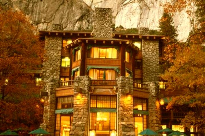 Layla, 33 — Escort in Ahwahnee, United States