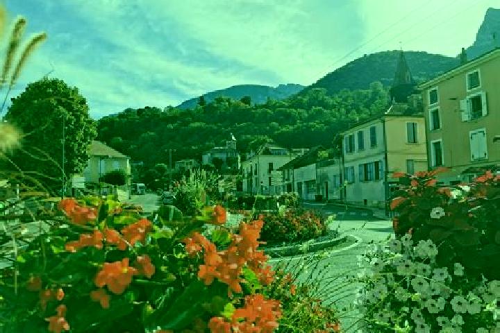 Layla, 33 — Escort in Cornillon, France