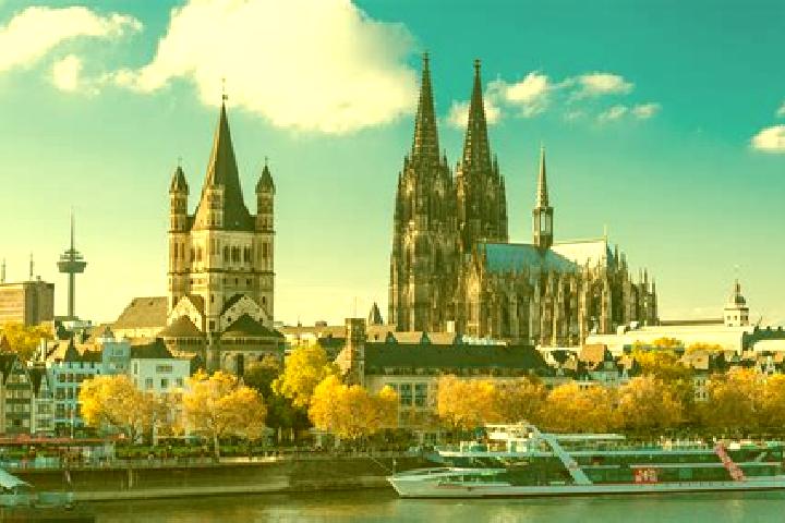 Layla, 33 — Escort in Niehl, Germany
