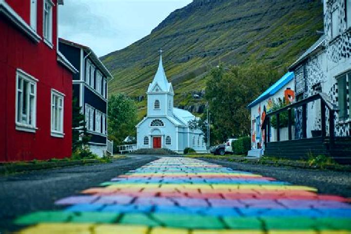Layla, 33 — Escort in Seydisfjoerdur, Iceland