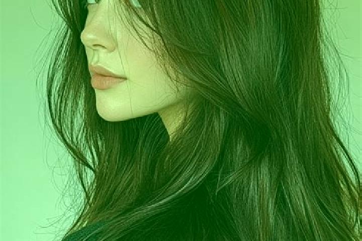 Layla, 34, a auburn brown-eyed asian companion based in Fiano Romano. Offering Dinner Date, Striptease, Duos, GFE, Erotic Massage. Available for incall and o...