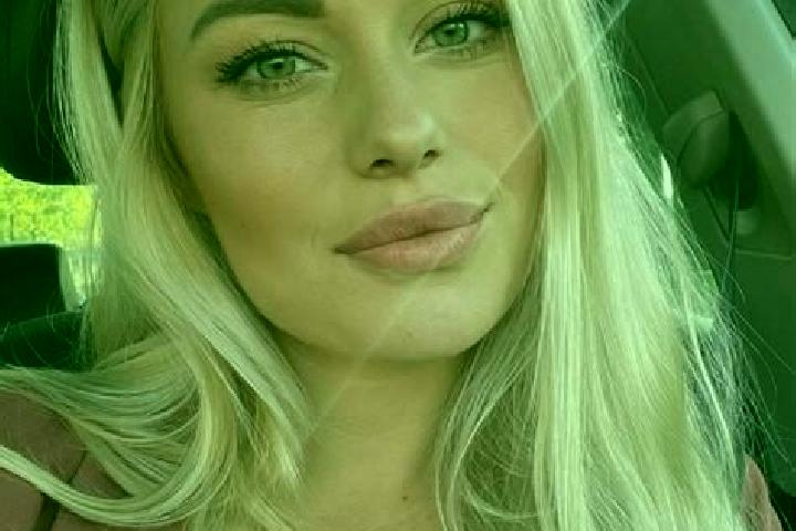 Layla, 34, a blonde hazel-eyed ebony companion based in Leon. Offering BDSM, Travel Companion, Massage, 69, Roleplay. Available for incall and outcall, overn...