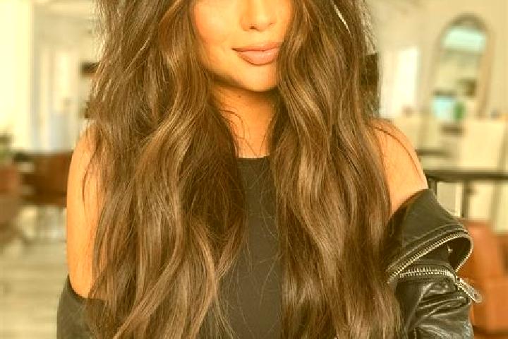 Layla, 34, a brunette dark-eyed european companion based in Jiuhu. Offering Party Girl, Overnight, Girlfriend Experience. Available for incall and outcall, d...