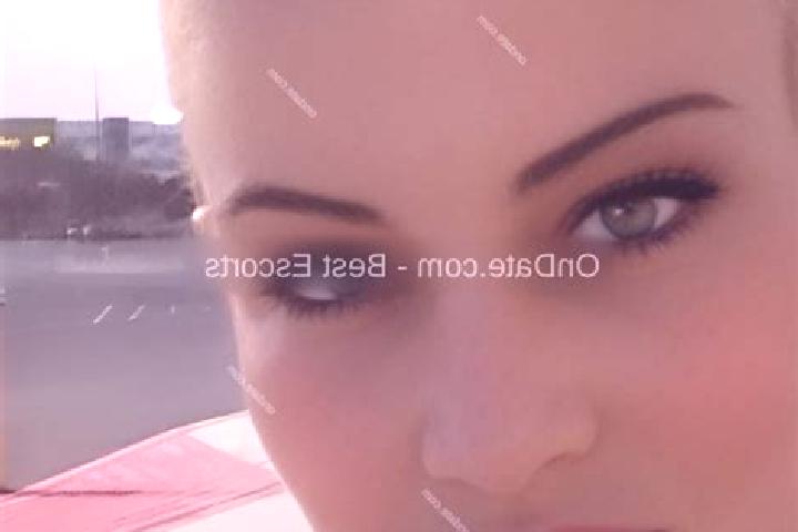 Layla, 34 — Escort in Argayash, Russia