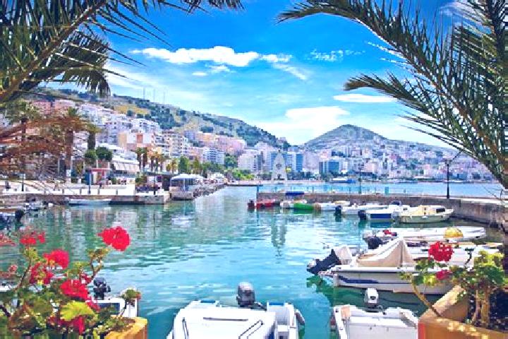 Layla, 34 — Escort in Bubq, Albania