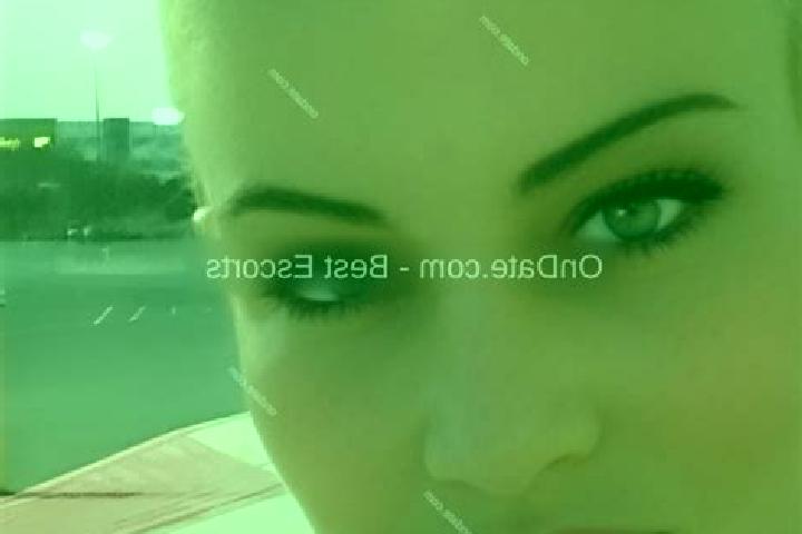 Layla, 34 — Escort in Chesterville, United States