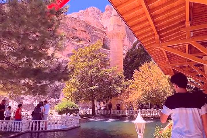 Layla, 34 — Escort in Darende, Turkey