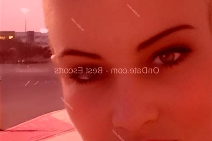 Layla, 34 — Escort in Kewanna, United States