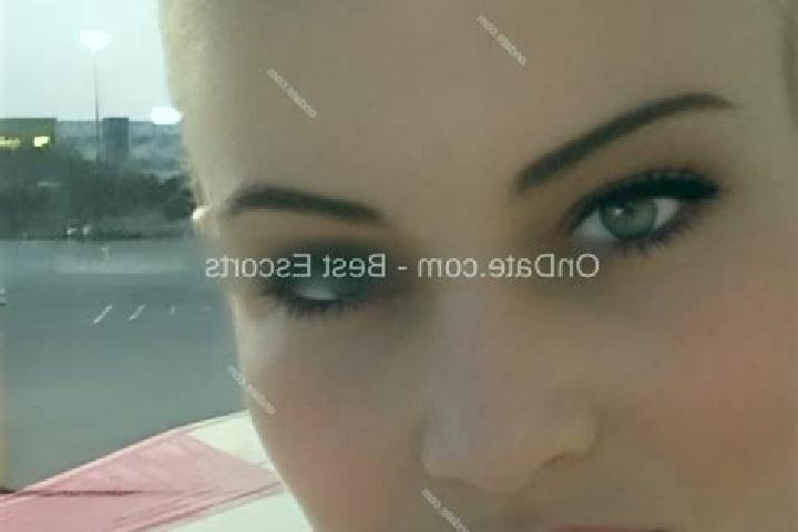Layla, 34 — Escort in Sanjiazi, China