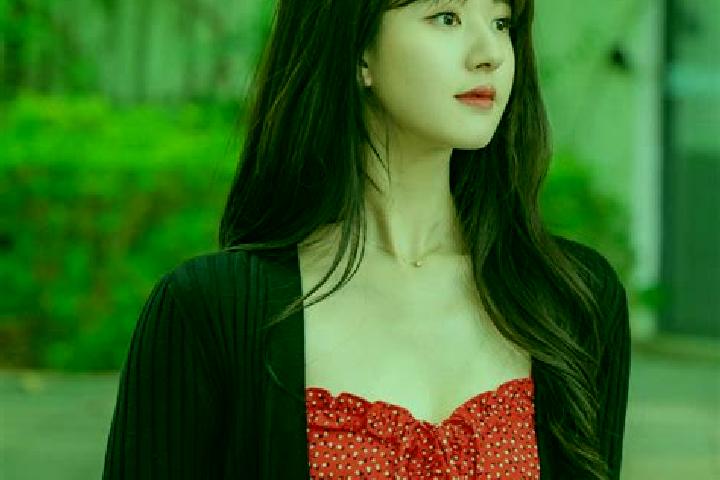 Layla, 34 — Escort in Sanzhi, Taiwan