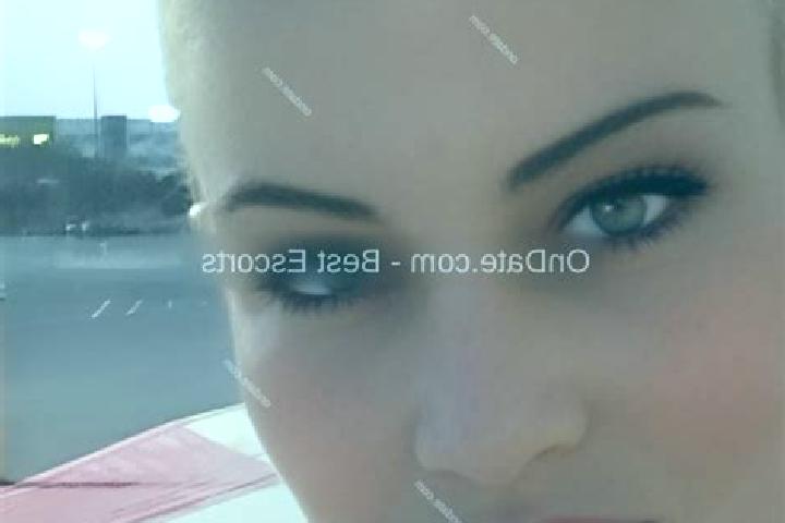 Layla, 34 — Escort in Ubieszyn, Poland
