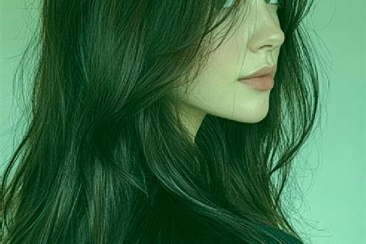 Layla, 35, a auburn brown-eyed mixed companion based in Staden. Offering Party Girl, Dinner Date, Prostate Massage. Available for incall and outcall, overnig...