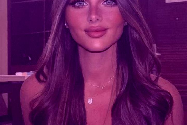 Layla, 35, a brunette dark-eyed slavic companion based in Bayramhacili. Offering Erotic Massage, Striptease, Dinner Date. Available for incall and outcall, o...