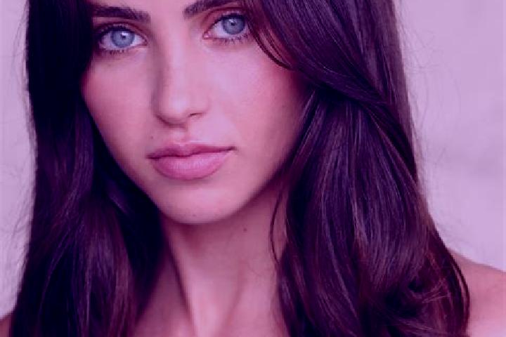 Layla, 35, a brunette grey-eyed caribbean companion based in Sonnschied. Offering Girlfriend Experience, BDSM, Domination, Roleplay, Striptease. Available fo...