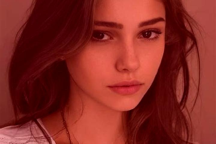 Layla, 35, a chestnut hazel-eyed slavic companion based in Chapala. Offering Party Girl, Prostate Massage, CIM, GFE. Available for incall and outcall, overni...